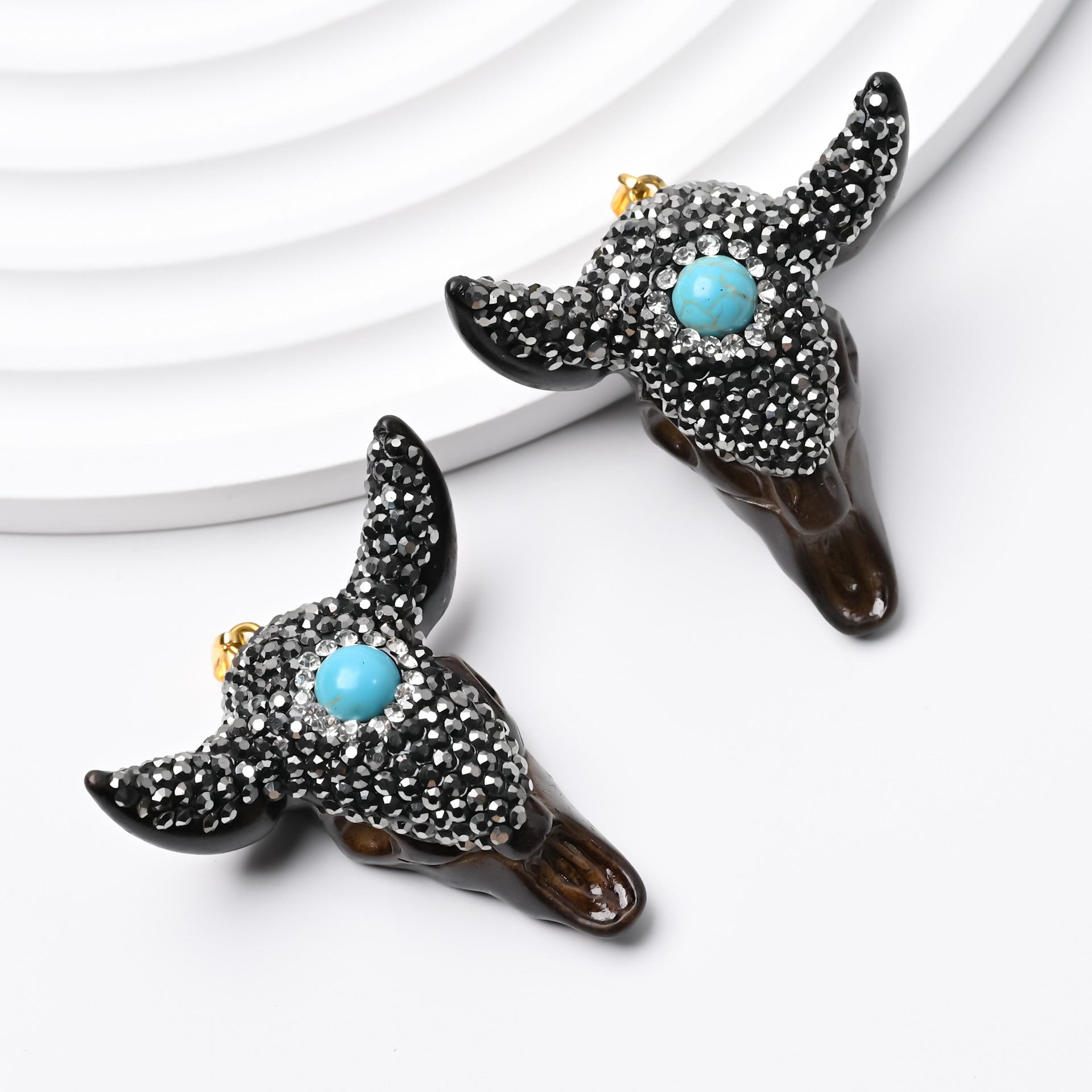 Wholesale Natural stone resin bull head shaped diamond necklace accessories DIY